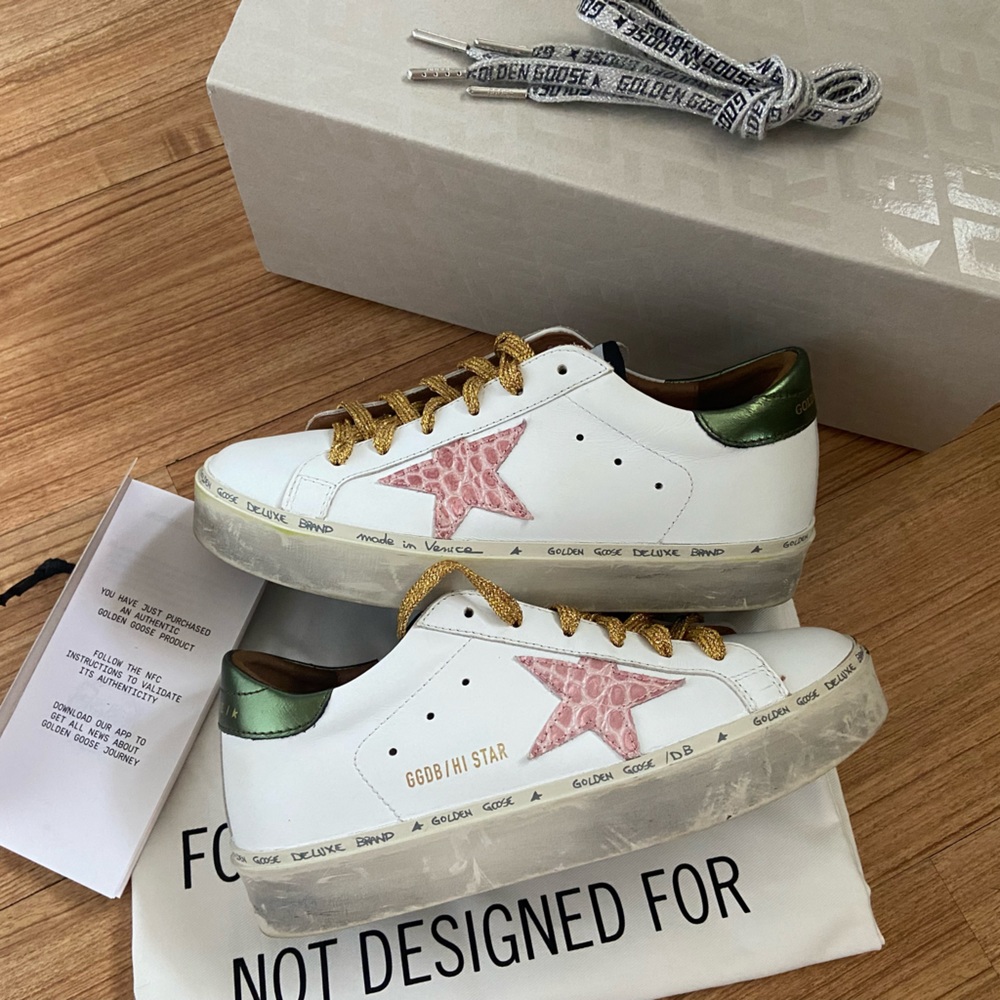 Gorgeous Golden Goose Hi Stars, Hardly worn. Unique!